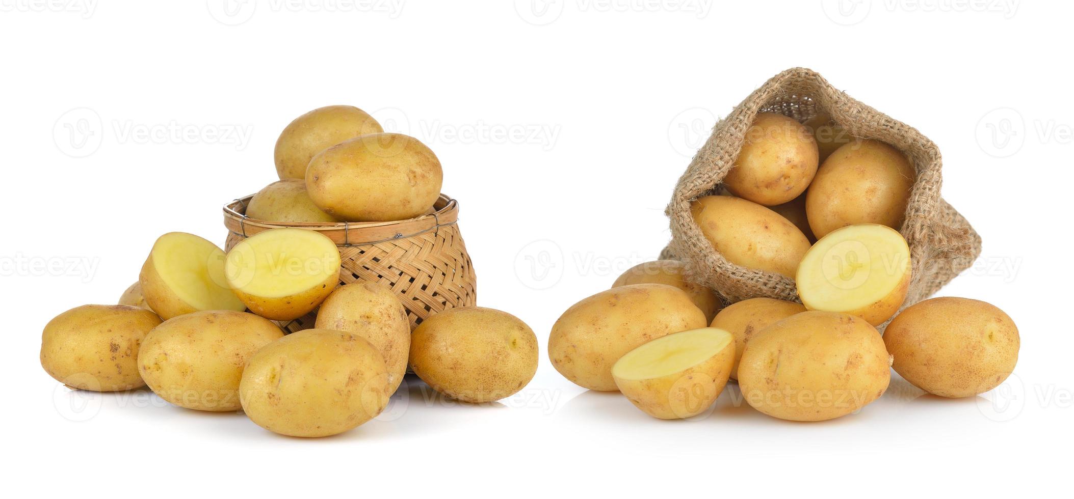 Kartoffel lokalisiert auf weißem Hintergrund foto