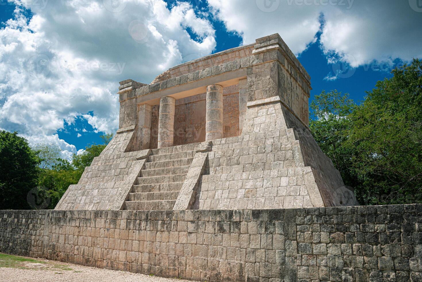 Ballspiel Gericht im chichen Itza, Yucatan, Mexiko foto