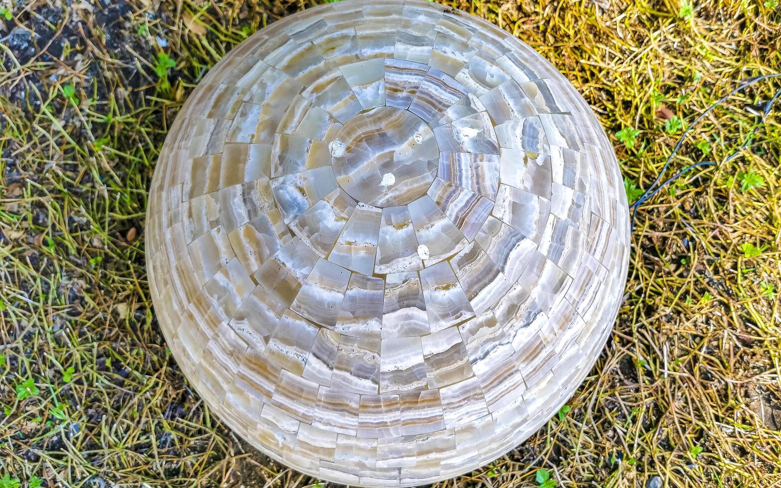 Detail Textur Muster von ein Marmor Ball Dekoration Mexiko. foto