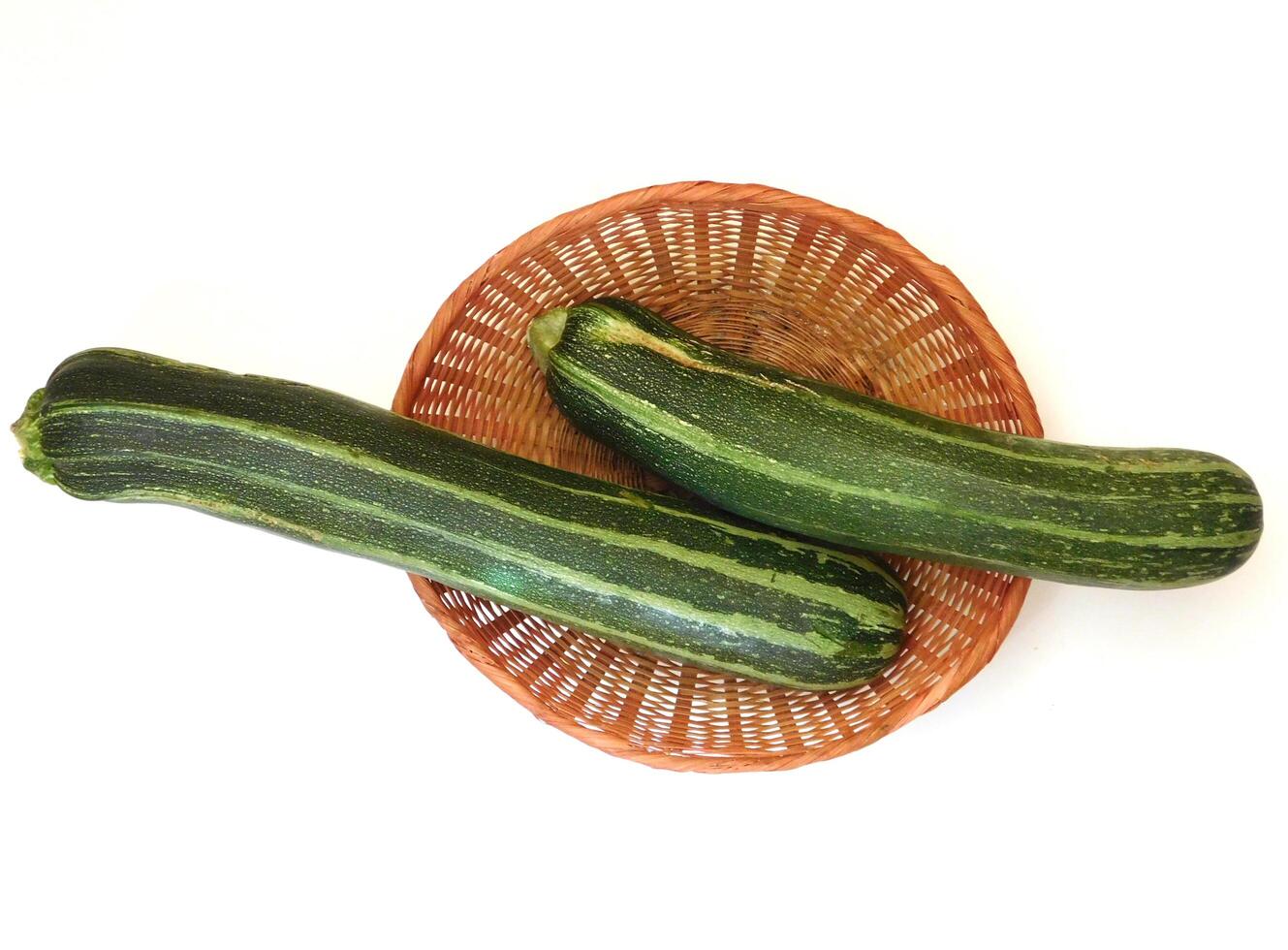 Zucchini im das Küche foto