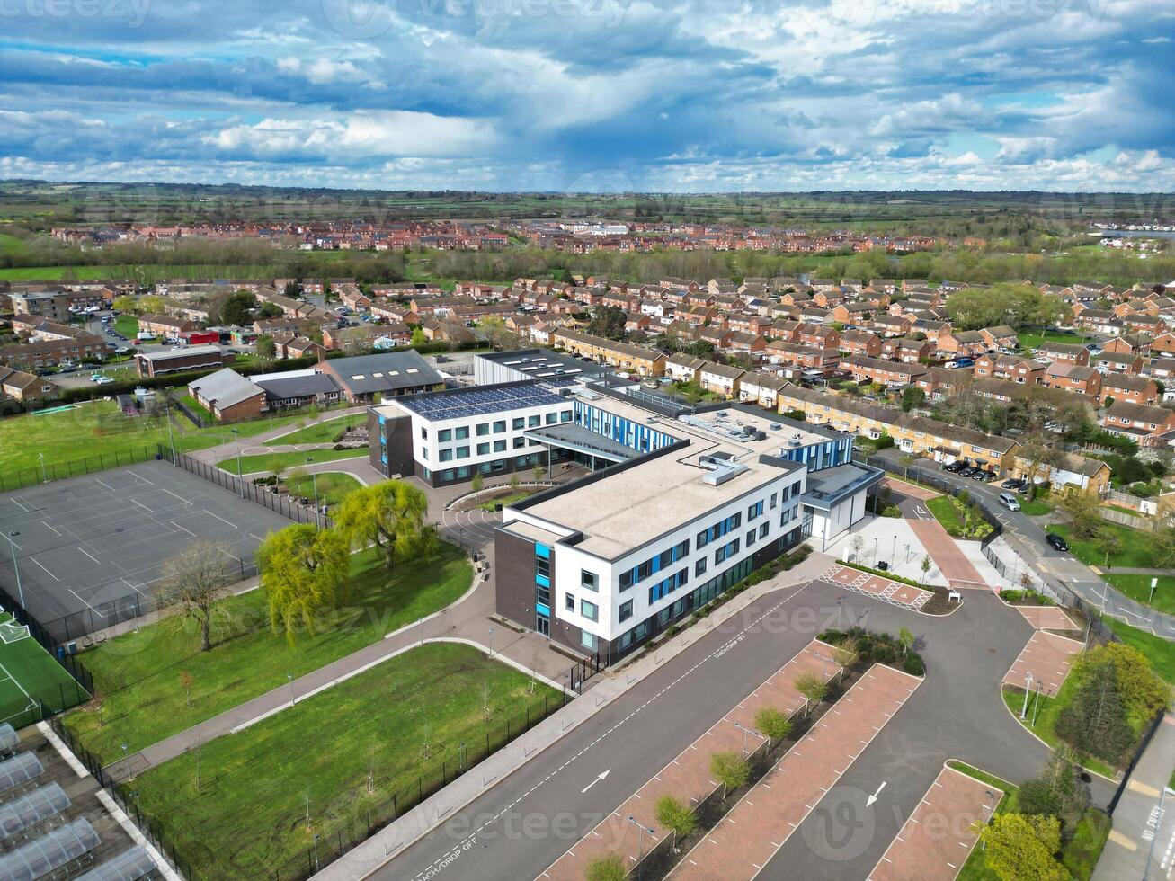 zentral aylesbury Stadt, Dorf von England vereinigt Königreich. April 1, 2024 foto