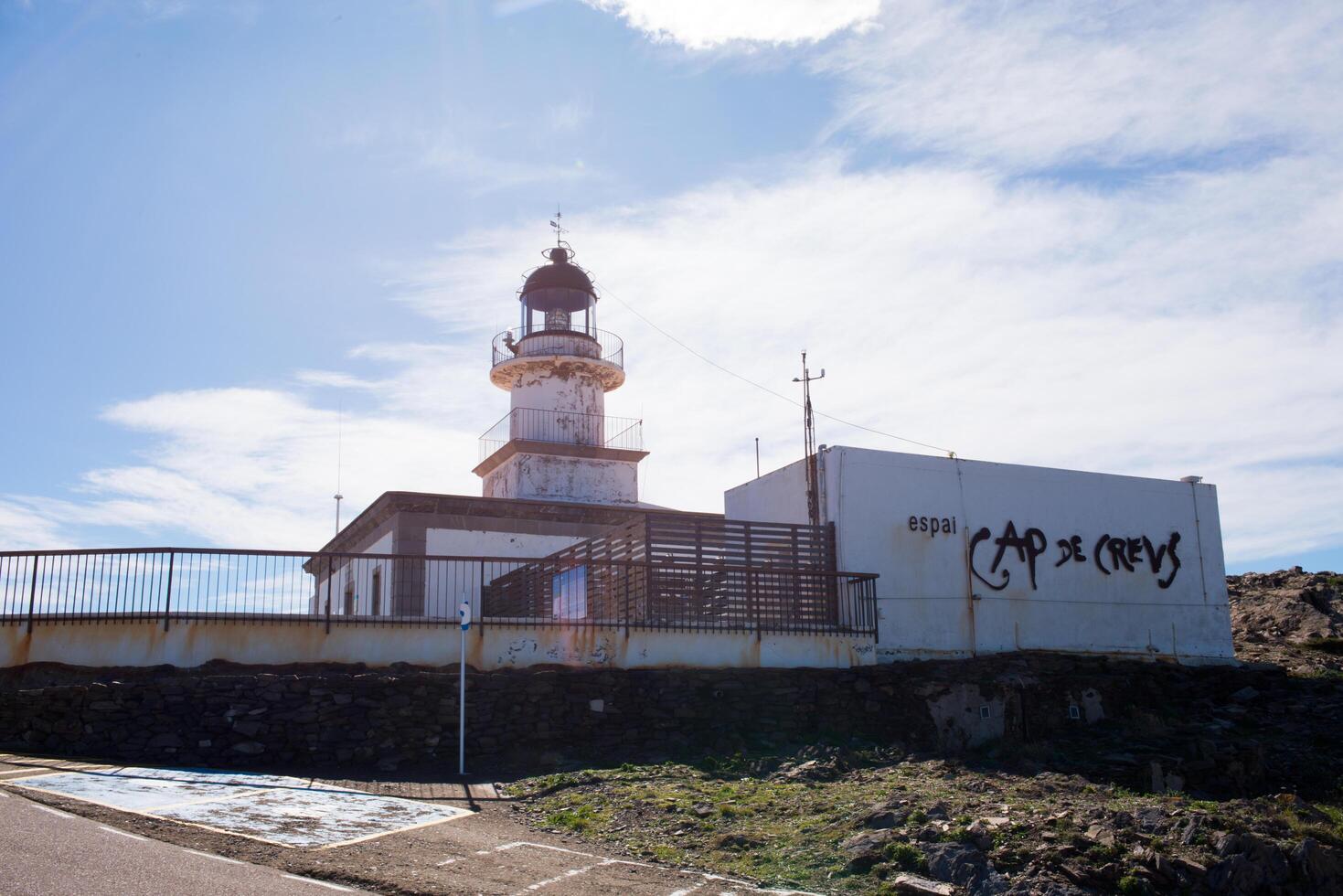 Leuchtturm beim Deckel de Creus, Katalonien foto