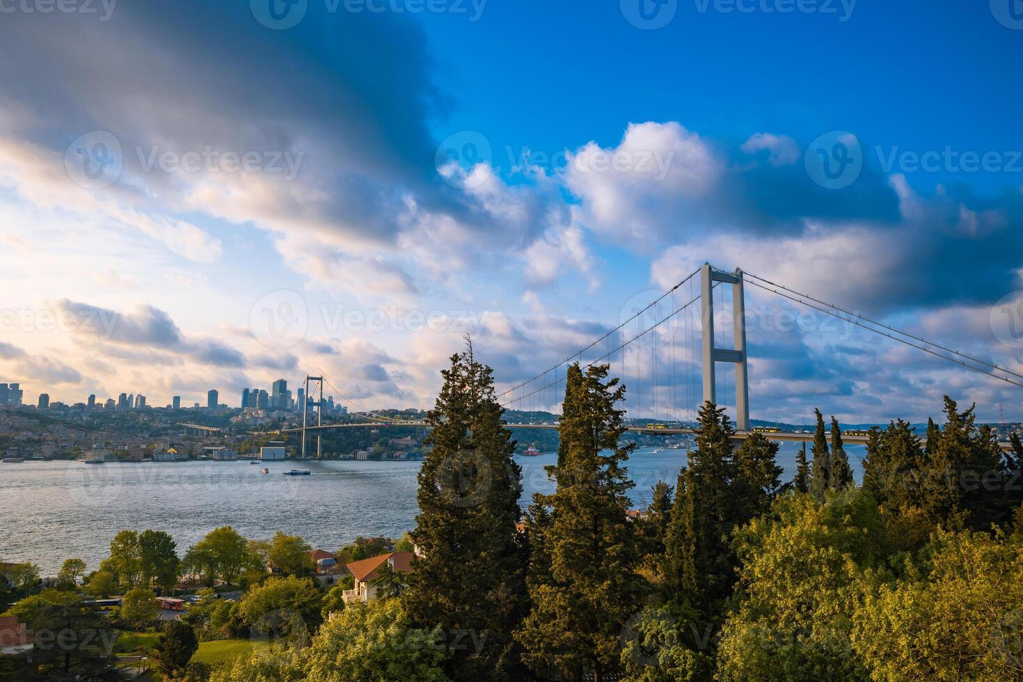Istanbul Panorama- Aussicht von Nakkastepe. Reise zu Istanbul Hintergrund Foto
