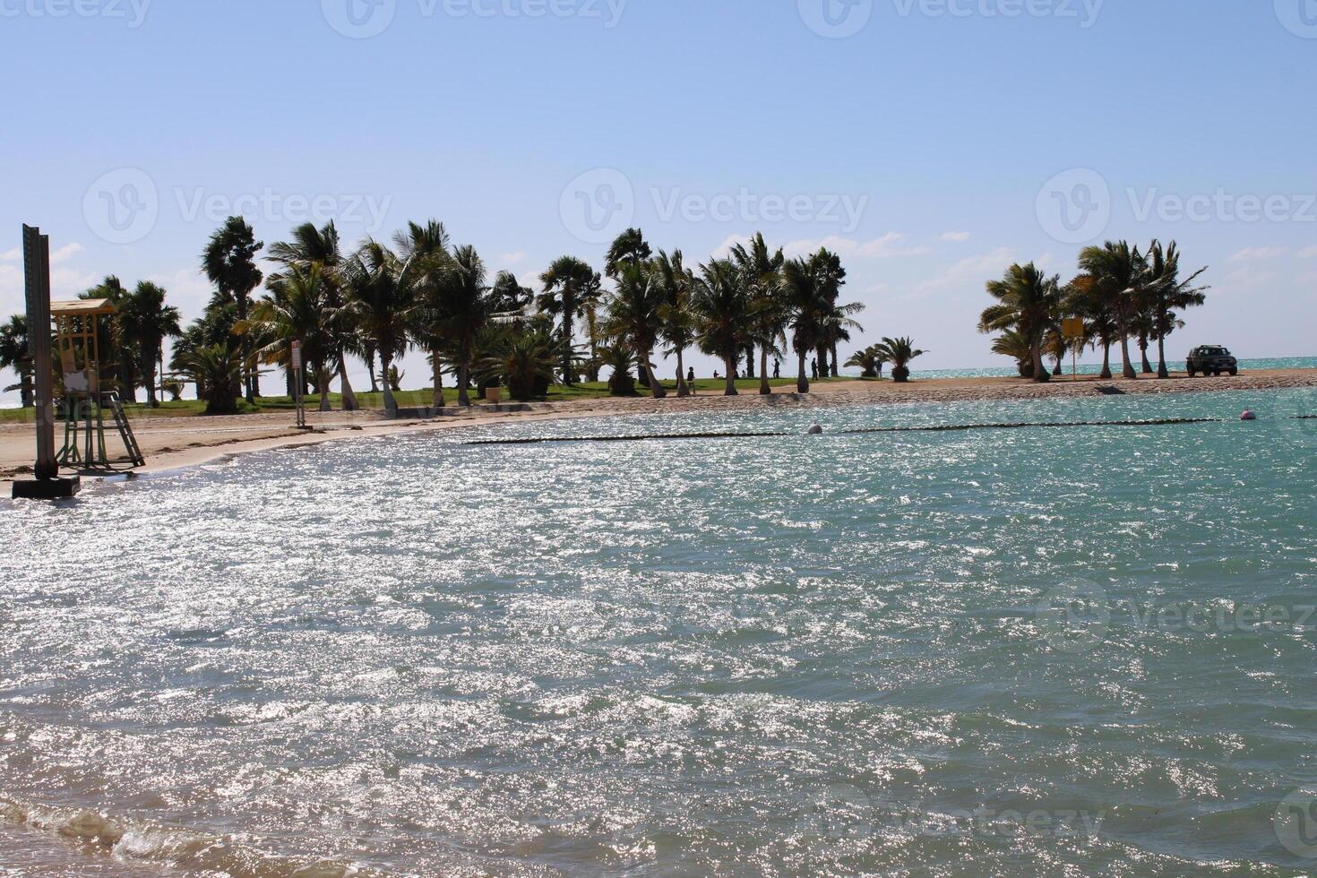 schön tagsüber Aussicht von königlich Kommission Strand im Yanbu, Saudi Arabien. foto