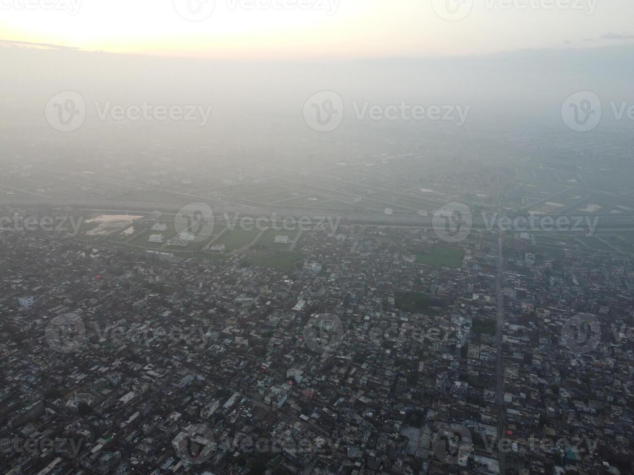 oben Sicht. areal Aussicht von Stadt lahore auf 17.07.2023 foto