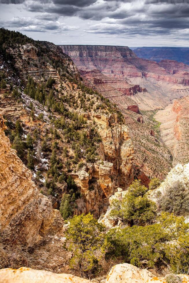 großartig Aussicht von das großartig Schlucht National Park, Arizona, vereinigt Zustände. Kalifornien Wüste. foto