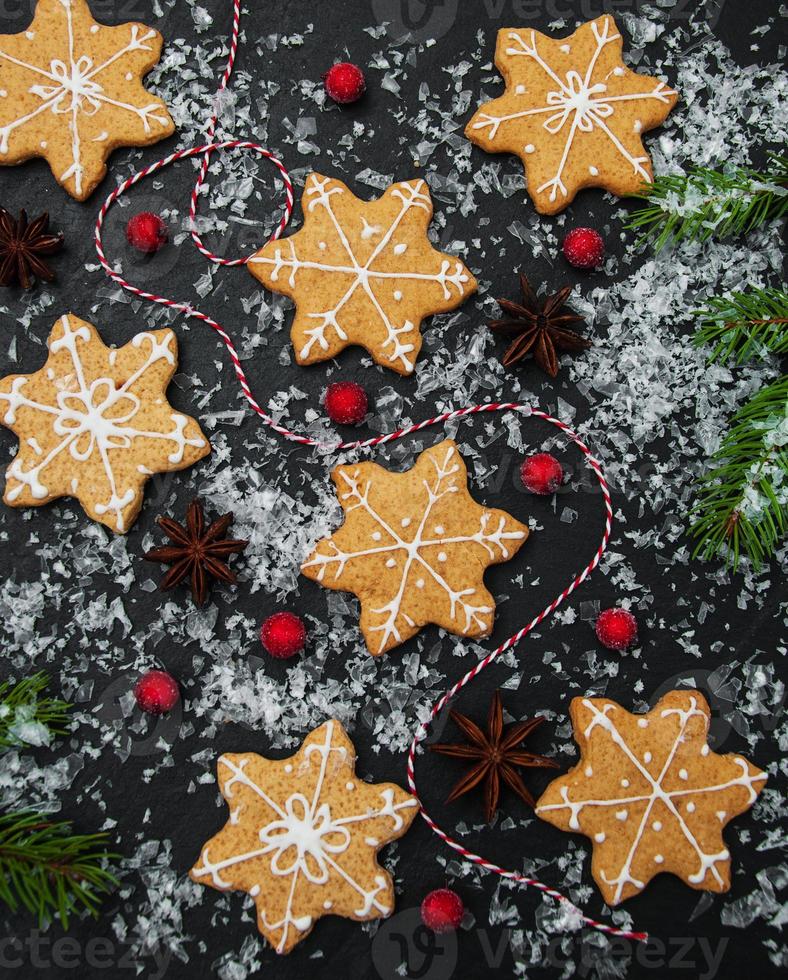 Weihnachts-Ingwer-Honig-Plätzchen foto