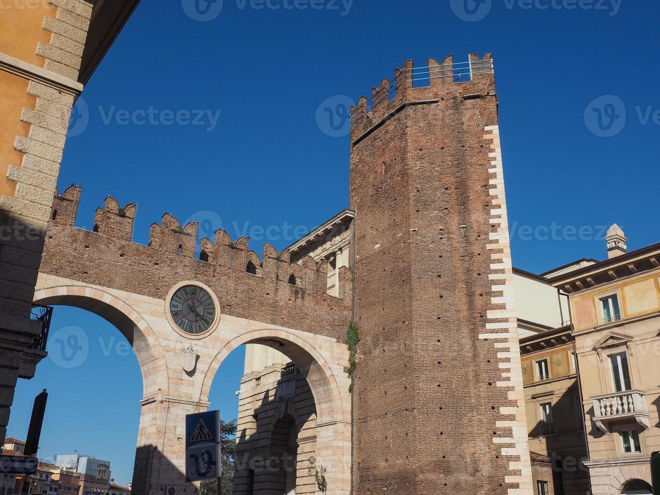 portoni della bra-tor in verona foto