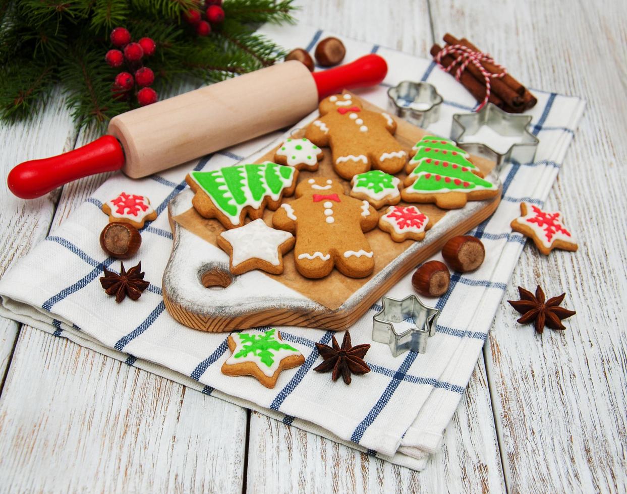 Weihnachts-Ingwer-Honig-Plätzchen foto