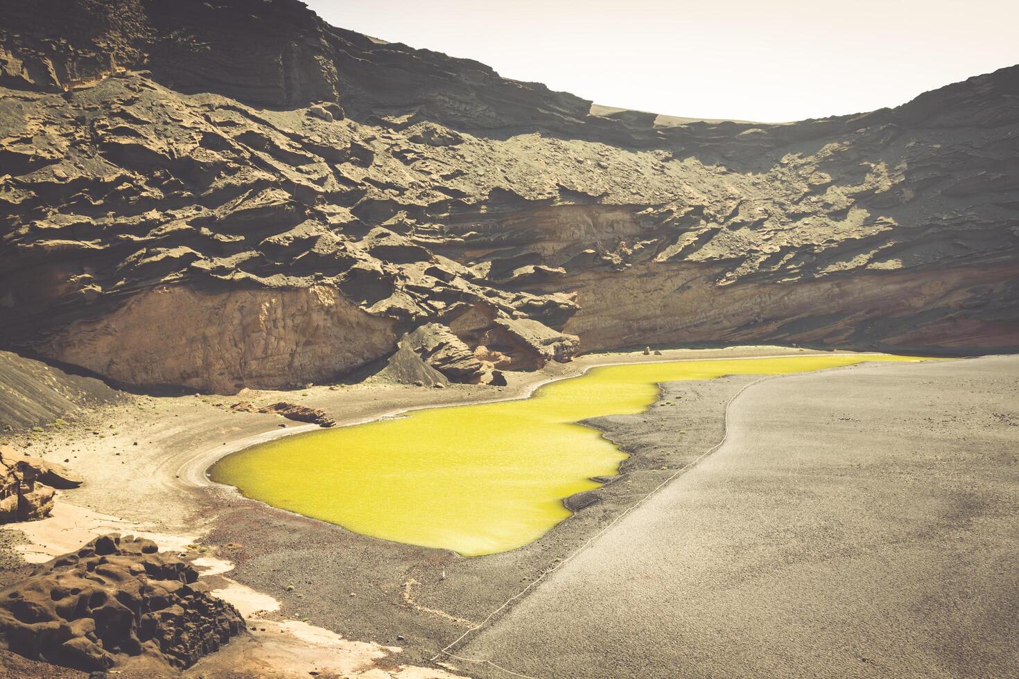 Grün Lagune beim el Golf, Lanzarote, Kanarienvogel Inseln, Spanien. foto