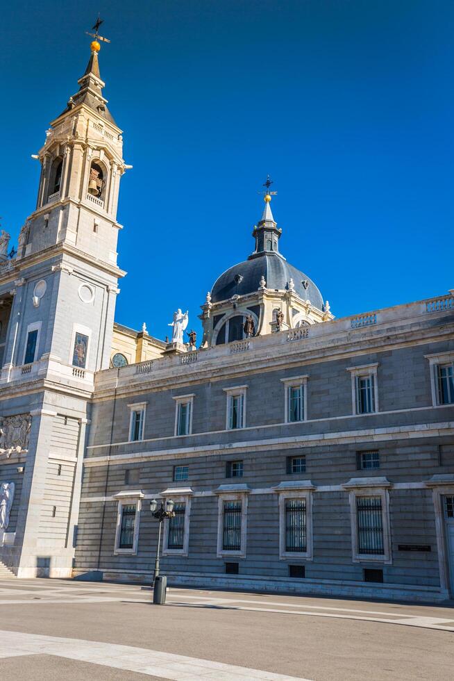 Santa Maria la echt de la Almudena Kathedrale , Madrid foto