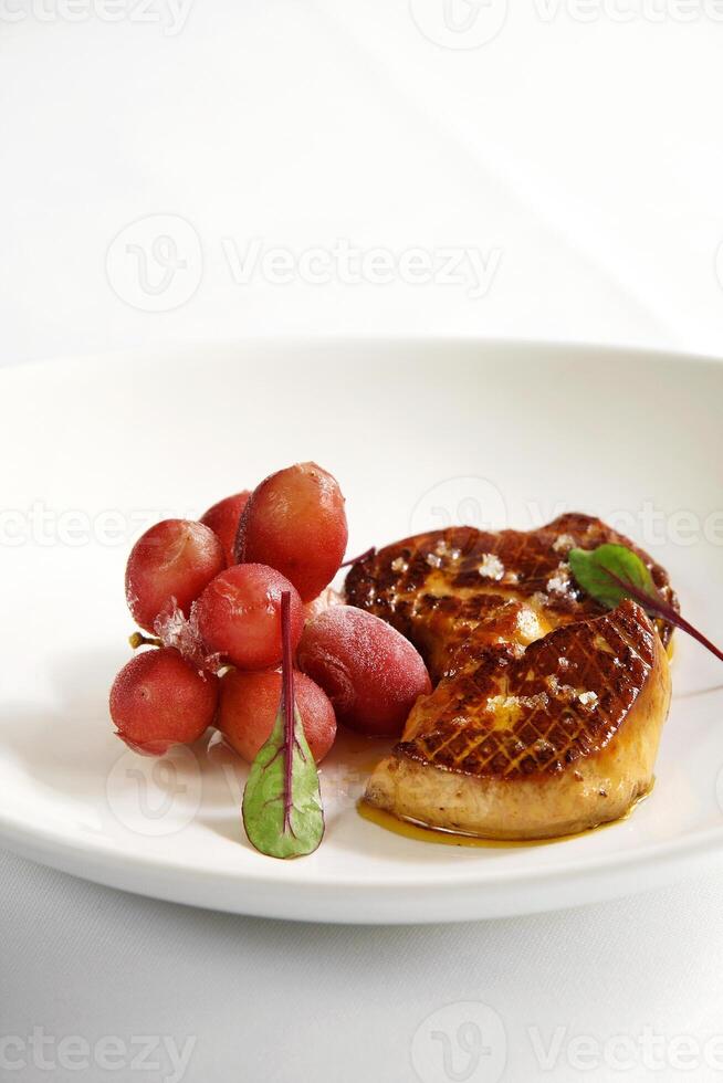 Foie gras mit gekühlt Trauben foto