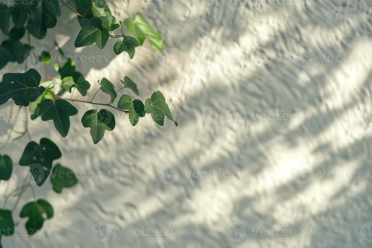 Licht und Schatten Bokeh auf Weiß Mauer. foto