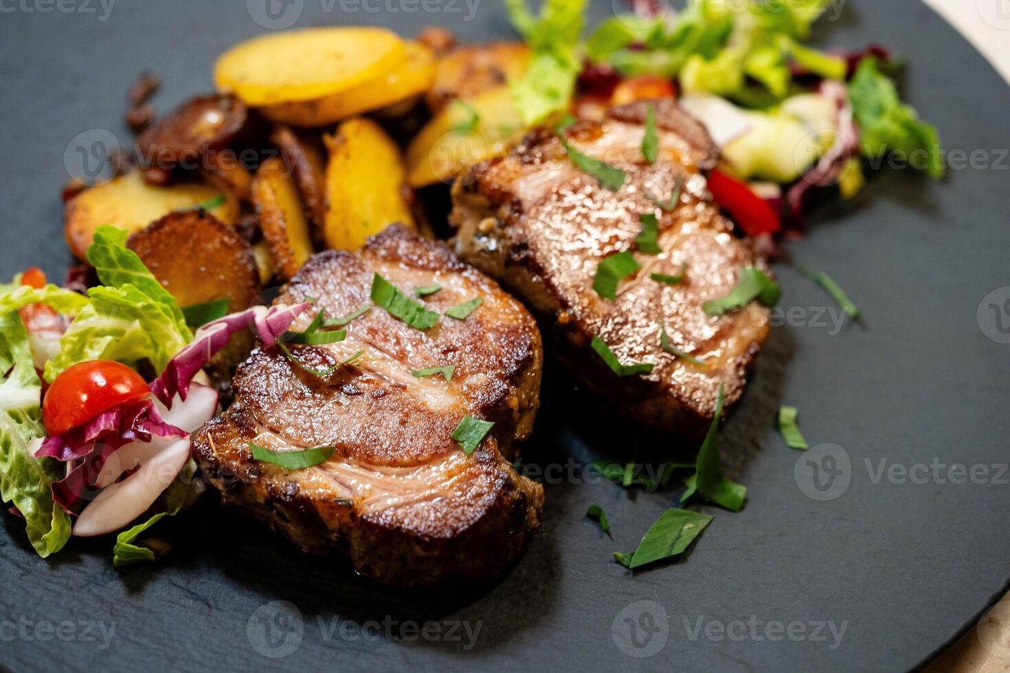 gebraten Schweinefleisch Hals Steak namens edel braten foto