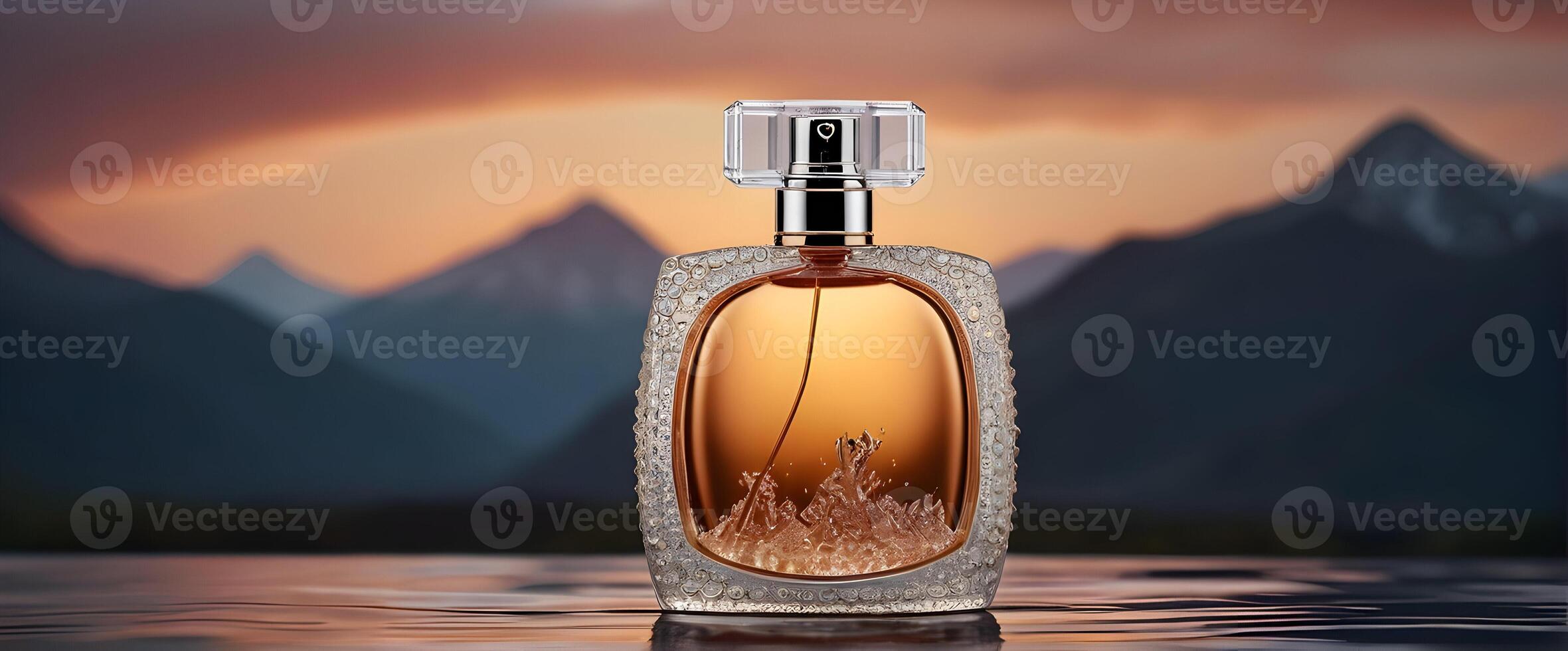 Luxus Parfüm Flasche im das Natur foto