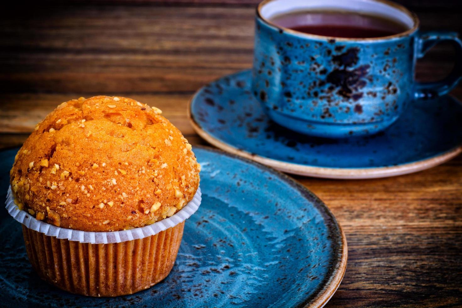 süßen Kuchen mit Walnüssen backen foto