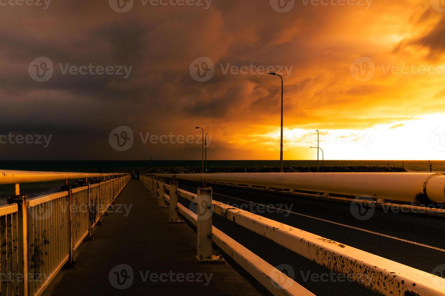 düster Hafen Brücke foto