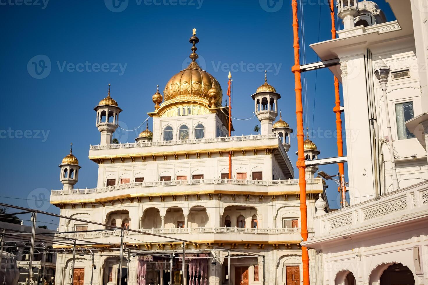 Aussicht von Einzelheiten von die Architektur Innerhalb golden Tempel - - Harmandir sahib im Amritsar, Punjab, Indien, berühmt indisch Sikh Wahrzeichen, golden Tempel, das Main Heiligtum von sikhs im Amritsar, Indien foto