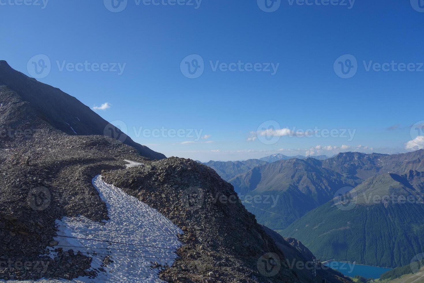 Wandern im das österreichisch Alpen foto