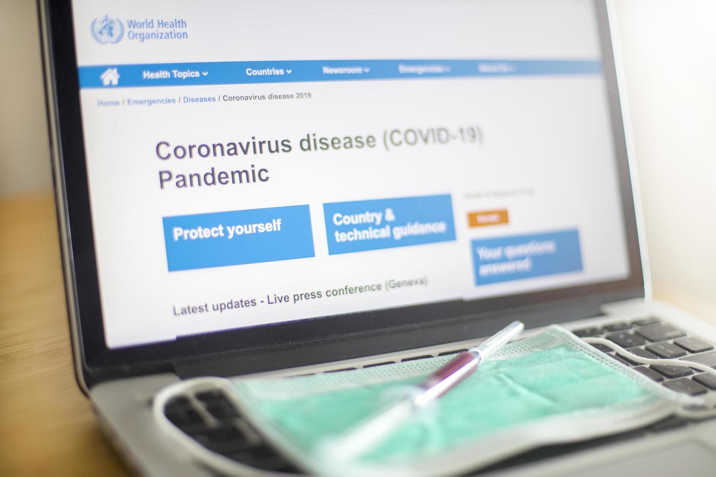 Belgrad, Serbien, 23. März 2020 - Informationen zum Coronavirus auf der Website der Weltgesundheitsorganisation. Die Weltgesundheitsorganisation hat Covid-19 am 11. März 2020 zur Pandemie erklärt. foto