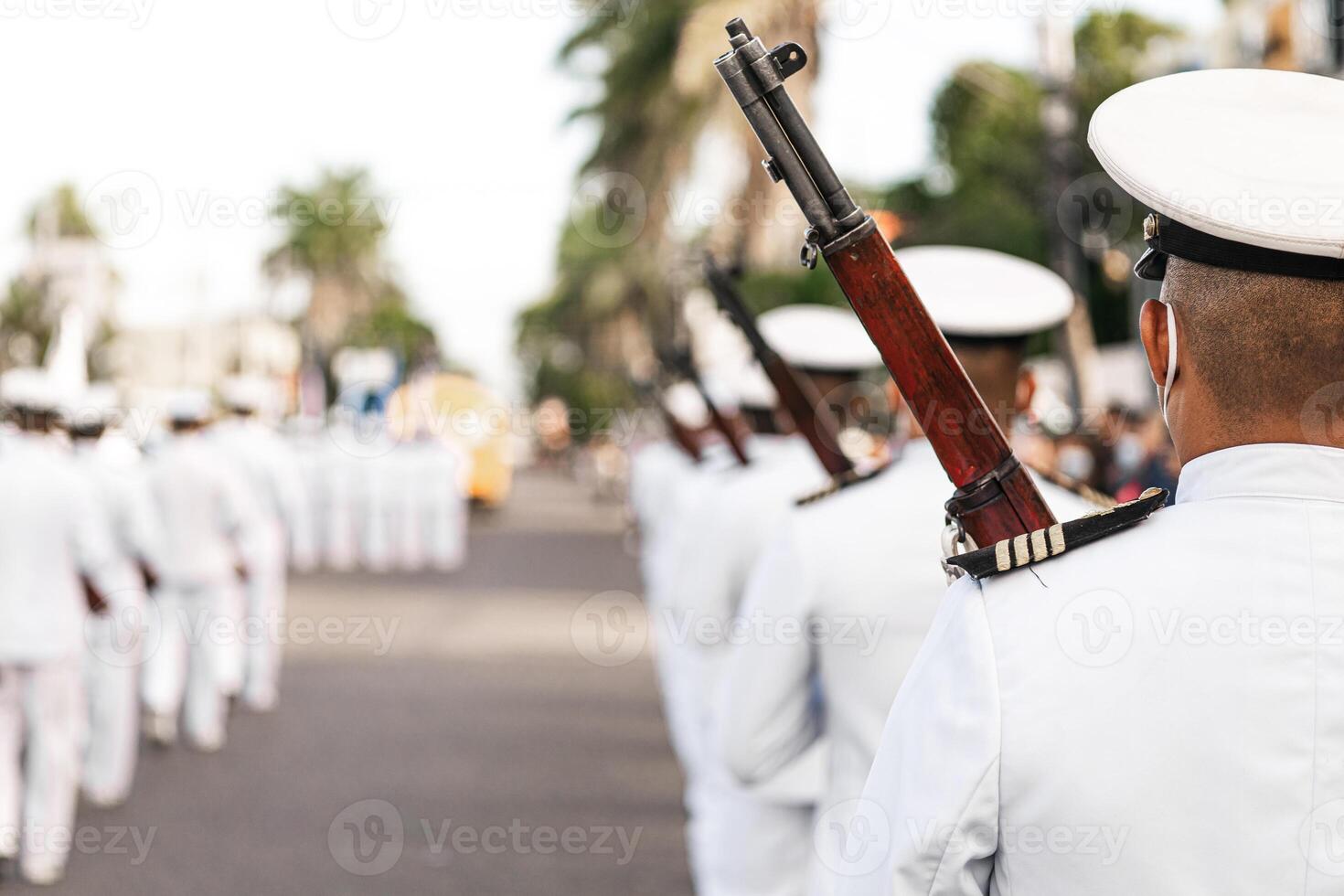 corp von Marine im ein Parade Patriot von Honduras. September 15 Unabhängigkeit Konzept. foto