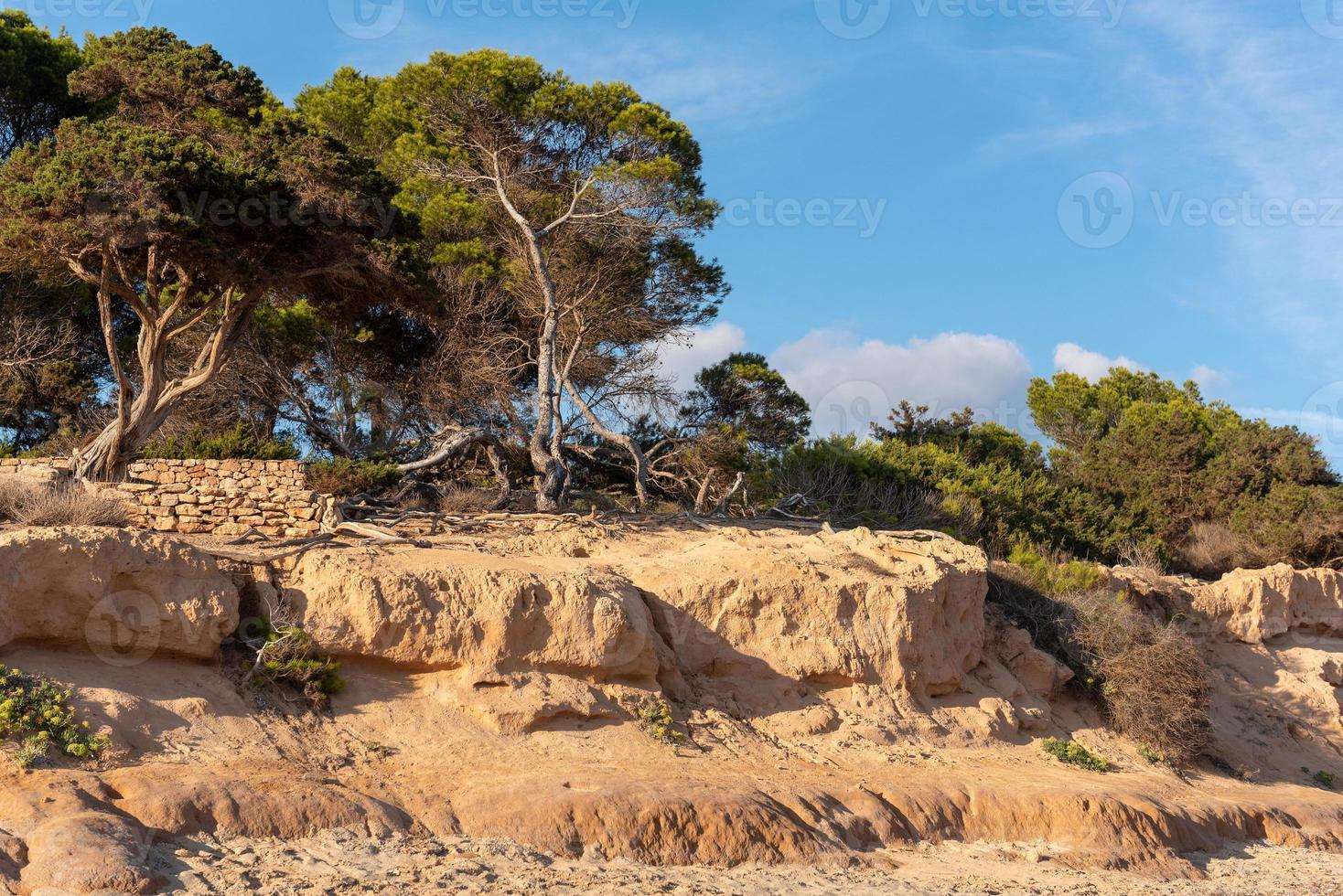 schöner Strand von Mal Pas auf der Insel Formentera auf den Balearen in Spanien. foto