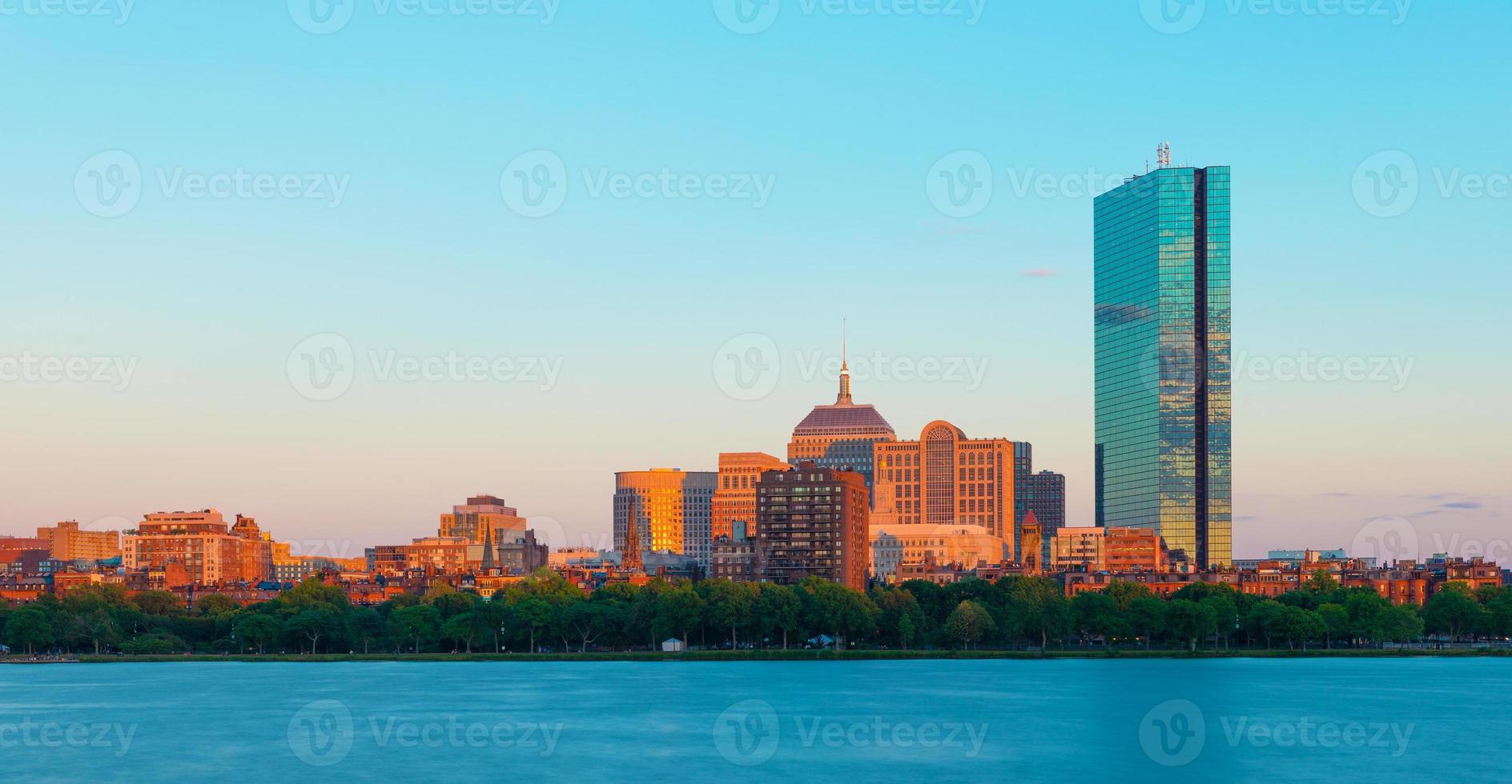 Boston, Massachusetts, USA - Blick auf Boston Back Bay District in der Abenddämmerung foto