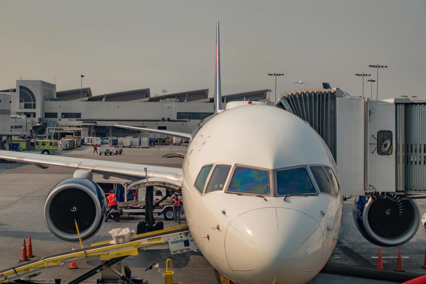 Los Angeles, ca, 2021 - laxer Flughafen und Umgebung foto