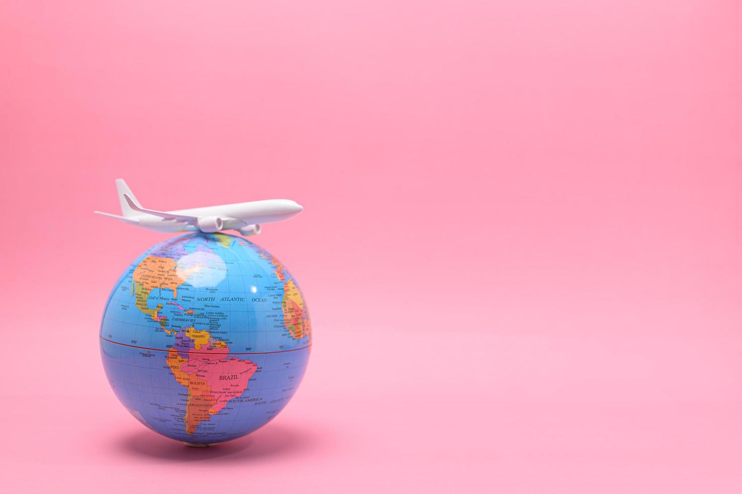 Transport und Tourismus mit dem Flugzeug auf der ganzen Welt foto