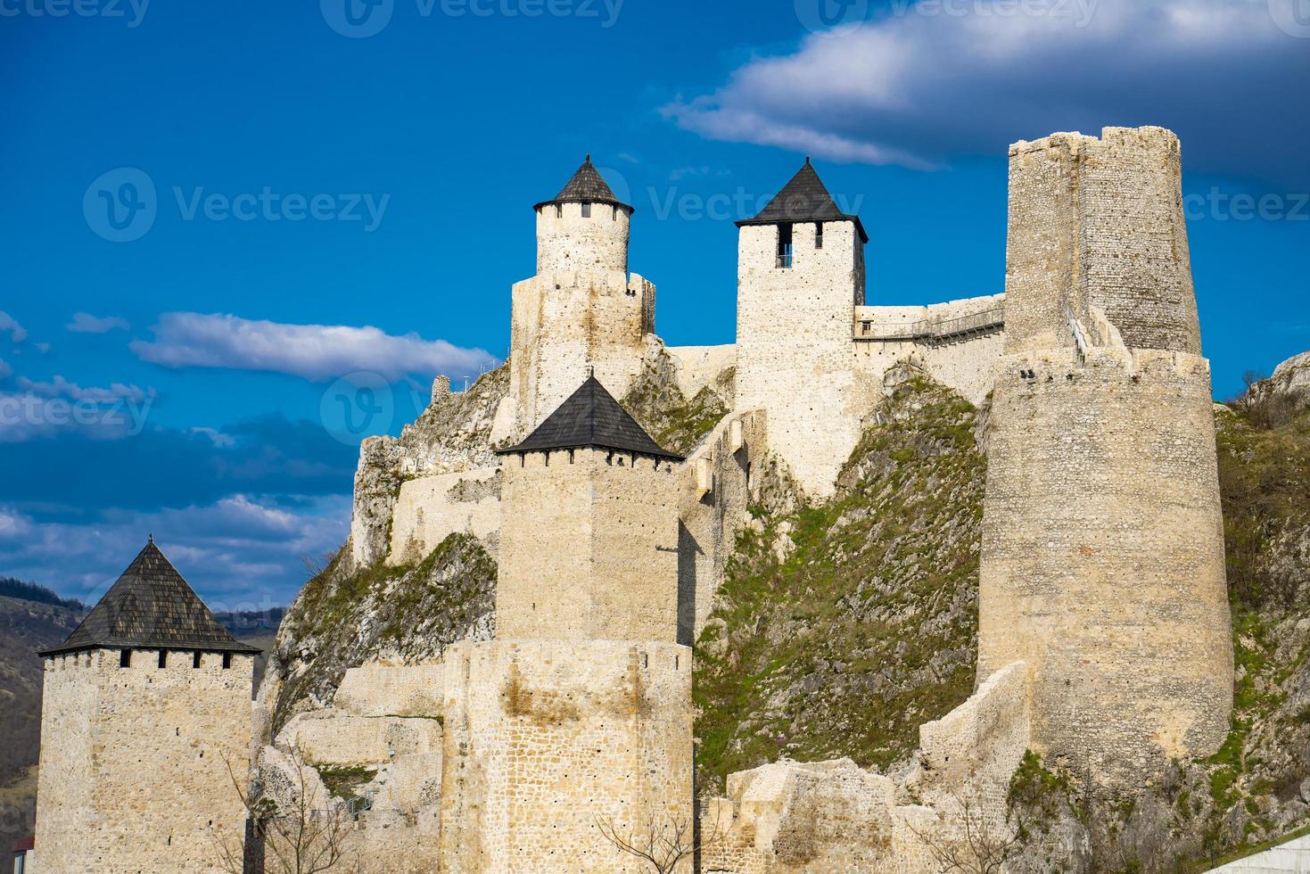 Golubac Festung in Serbien foto