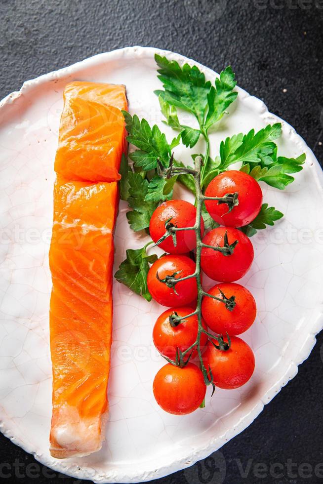 lachsscheibe stück fisch rohkost rote scheibe meeresfrüchte foto