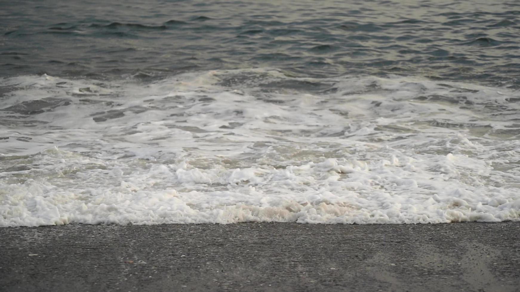 natürlicher Hintergrund mit Strand- und Meerblick. foto