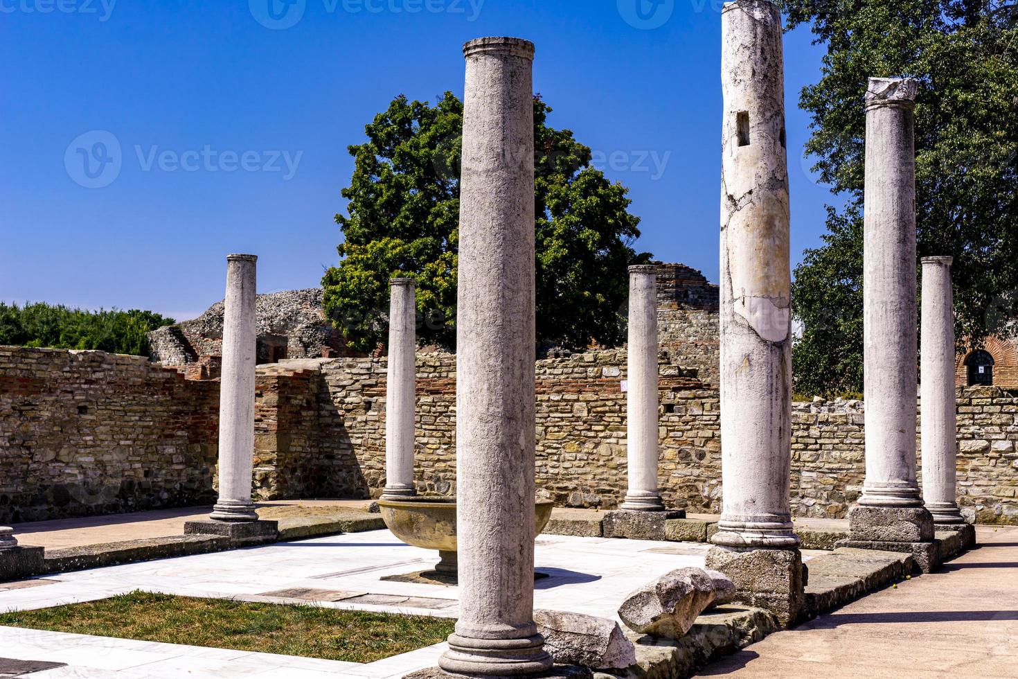 Felix Romuliana, Reste des Palastes des römischen Kaisers Galerius in der Nähe von Zajecar, Serbien foto