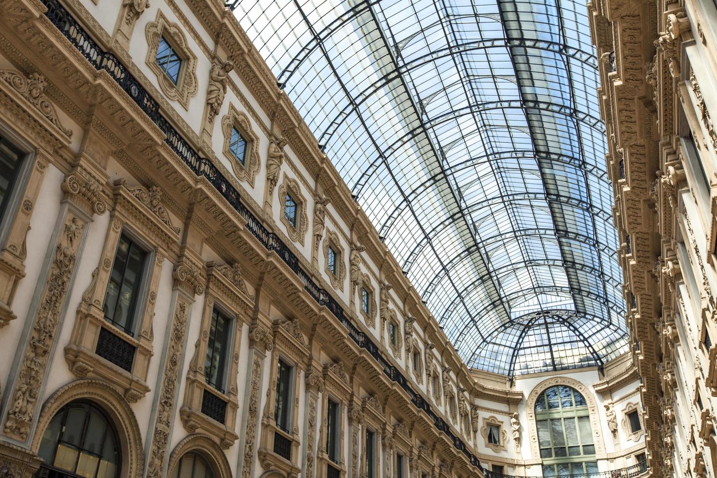 Mailand, Italien, 2017 - Detail der Galleria Vittorio Emanuele II in Mailand. Es ist eines der ältesten Einkaufszentren der Welt, das 1877 eröffnet wurde. foto