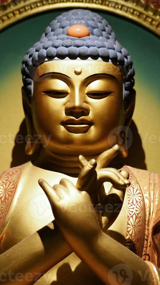 Buddha-Figur. buddhistische Skulptur. Bilder des chinesischen Buddhas foto