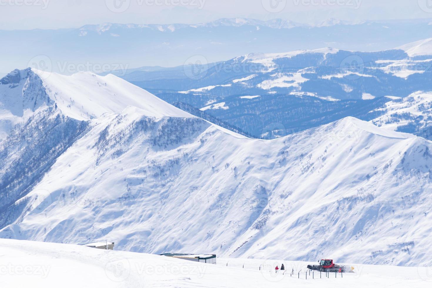 Wartung und Maschinen von Skigebieten foto