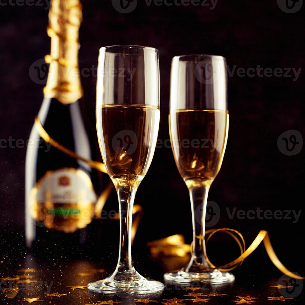 Silvesterfeier Hintergrund mit Champagner foto