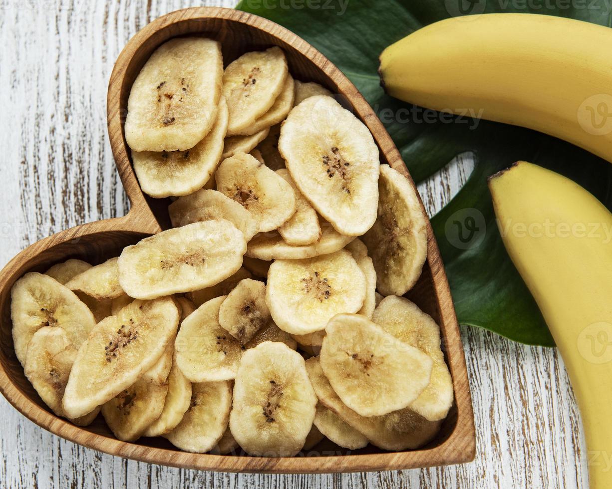 getrocknete kandierte Bananenscheiben oder Pommes foto