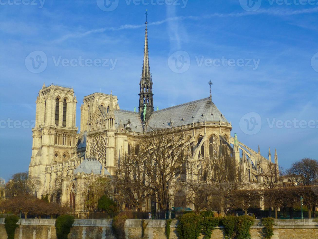 notre dame paris foto