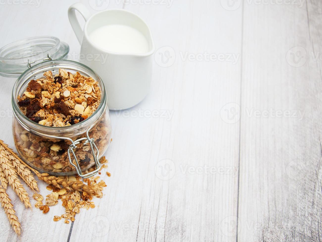 hausgemachtes Granola im Glas foto