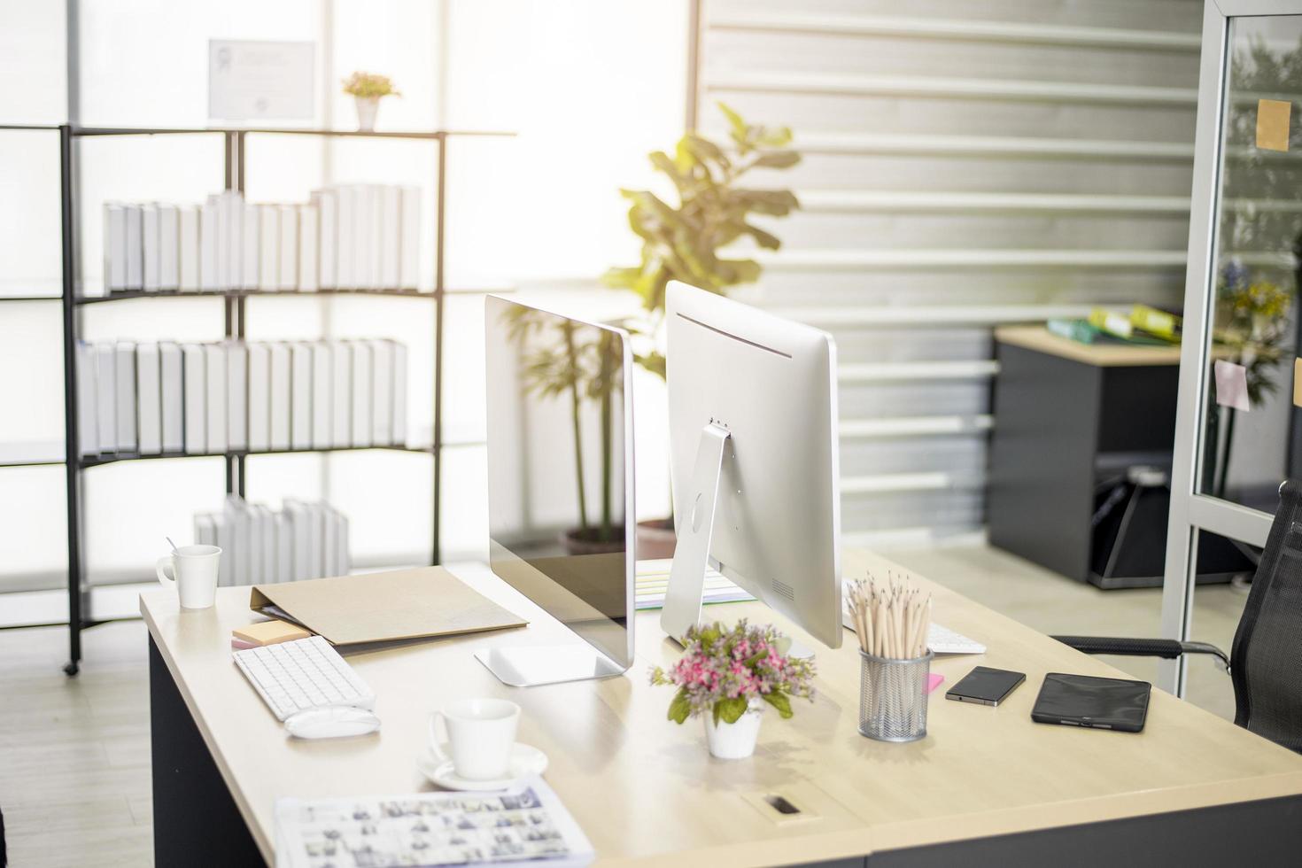 Arbeitsplatz moderner Bürohintergrund foto