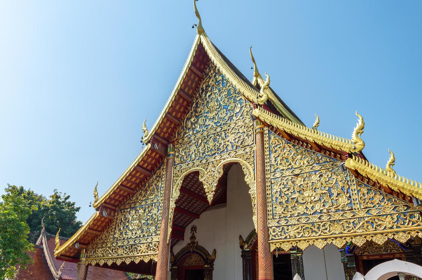 wat chiang man chiang mai thailand10 januar 2020wat chiang man wurde 1297 von mangrai 209 erbaut. es war der erste tempel in chiang mai, wo sich wiang nop buri, eine festung der lawa, befand. foto