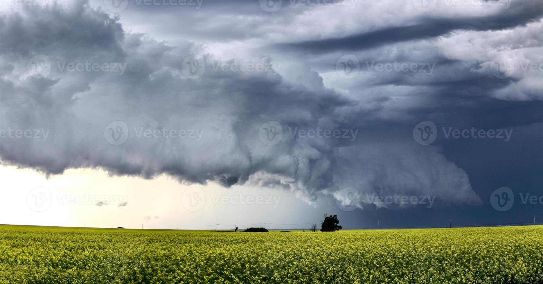 Präriegewitterwolken Kanada foto