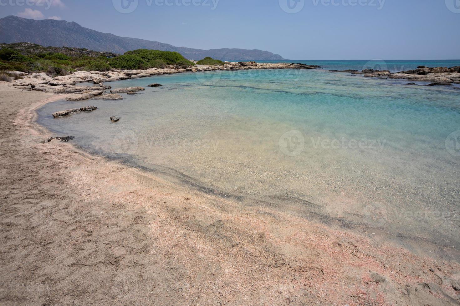 beliebter elafonisi strand auf der westseite der insel kreta, griechenland. foto