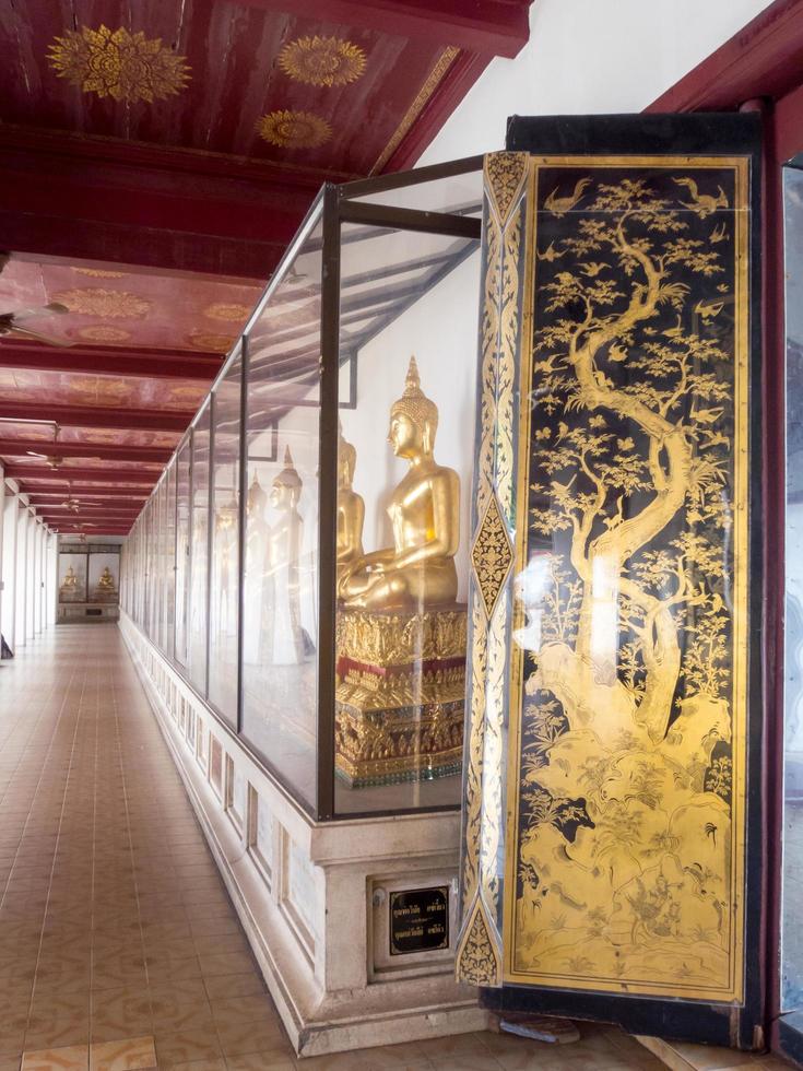 Wat Saket Ratcha Wora Maha Wihan Bangkok Thailand28. November 2018rama ist der Enkel von König Rama III. 17871851 beschloss, eine Chedi von riesigen Dimensionen im goldenen Berg Wat Saket Phu Khao zu bauen foto