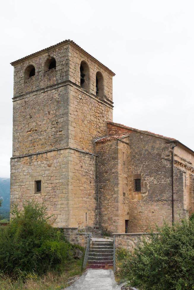 schöne romanische Kirche Santa Maria de Garona, Burgos, Merindades, Spanien, foto