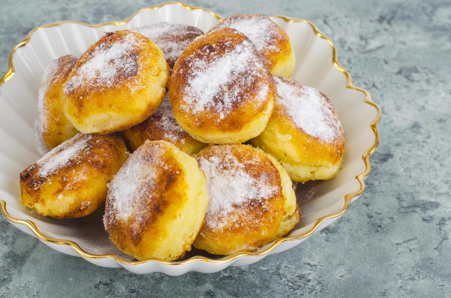 süße leckere Quarkbrötchen. Foto