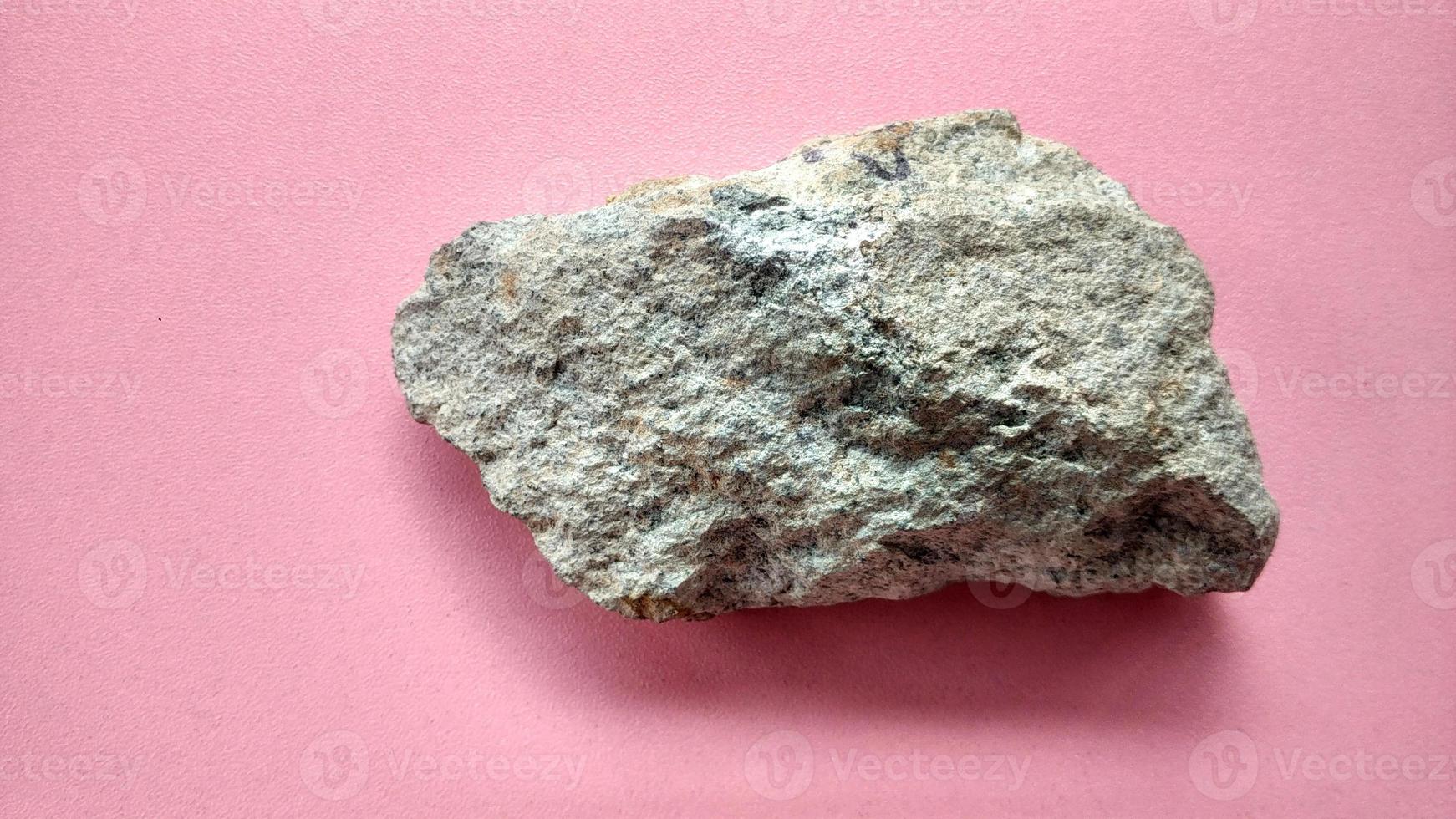 Andesit mit Pyrit-Sulfid-Mineralien, in der Alterationszone, Goldexploration, Proben aus geologischer Sammlung foto