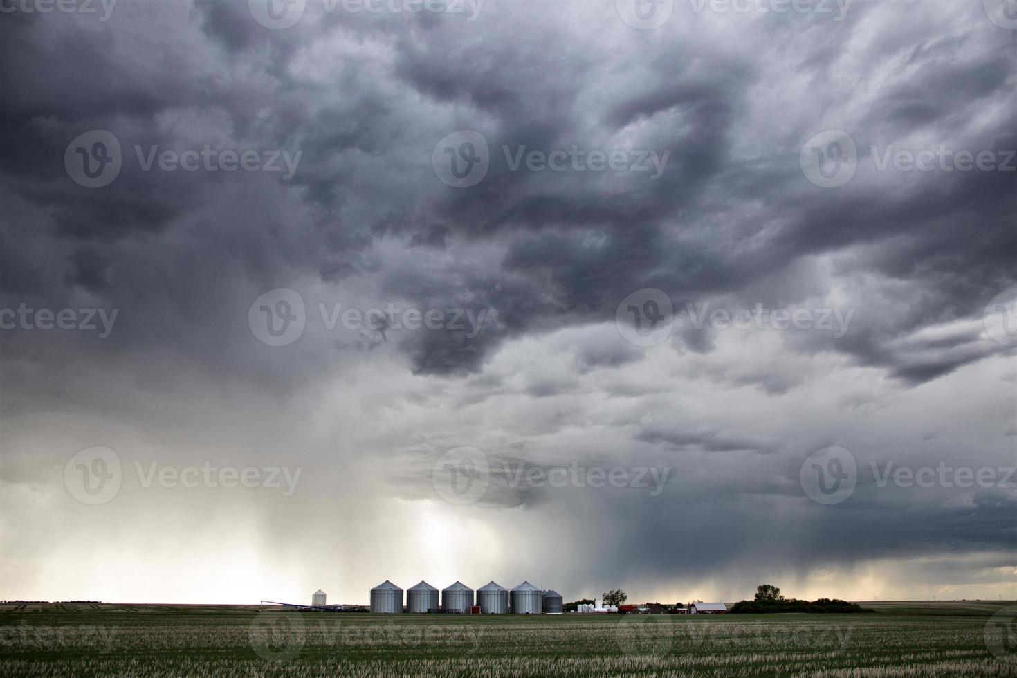 Präriegewitterwolken Kanada foto