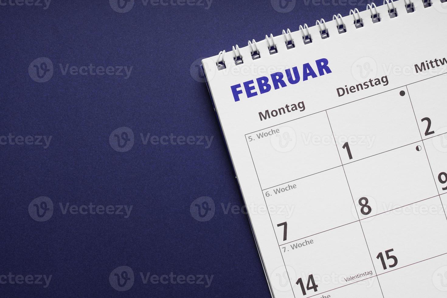 Deutscher Kalender oder Planer für den Monat Februar foto